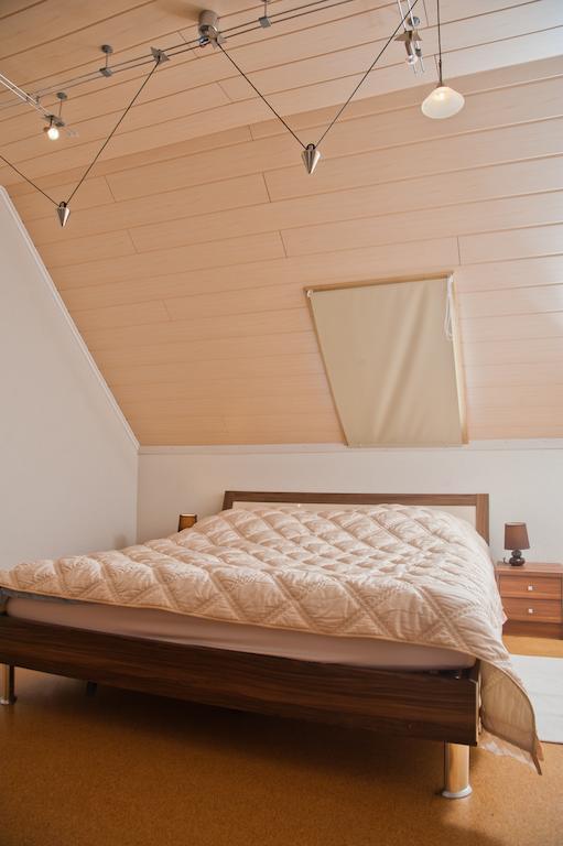 Alt Baden Apartement Dunaszekcso Chambre photo